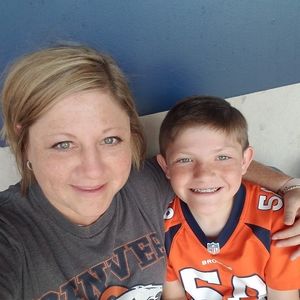 Meet your Posher, Hilary